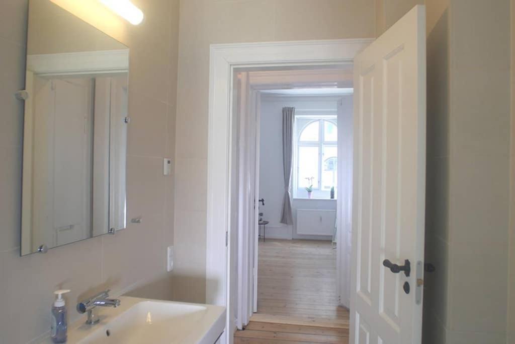 Next To New Harbor / 3 Bedroom & 2 Bath Rooms Copenhagen Exterior photo